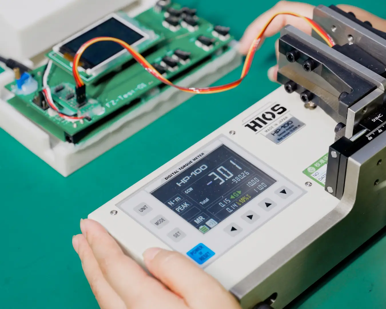 360 degree continuous servo motor